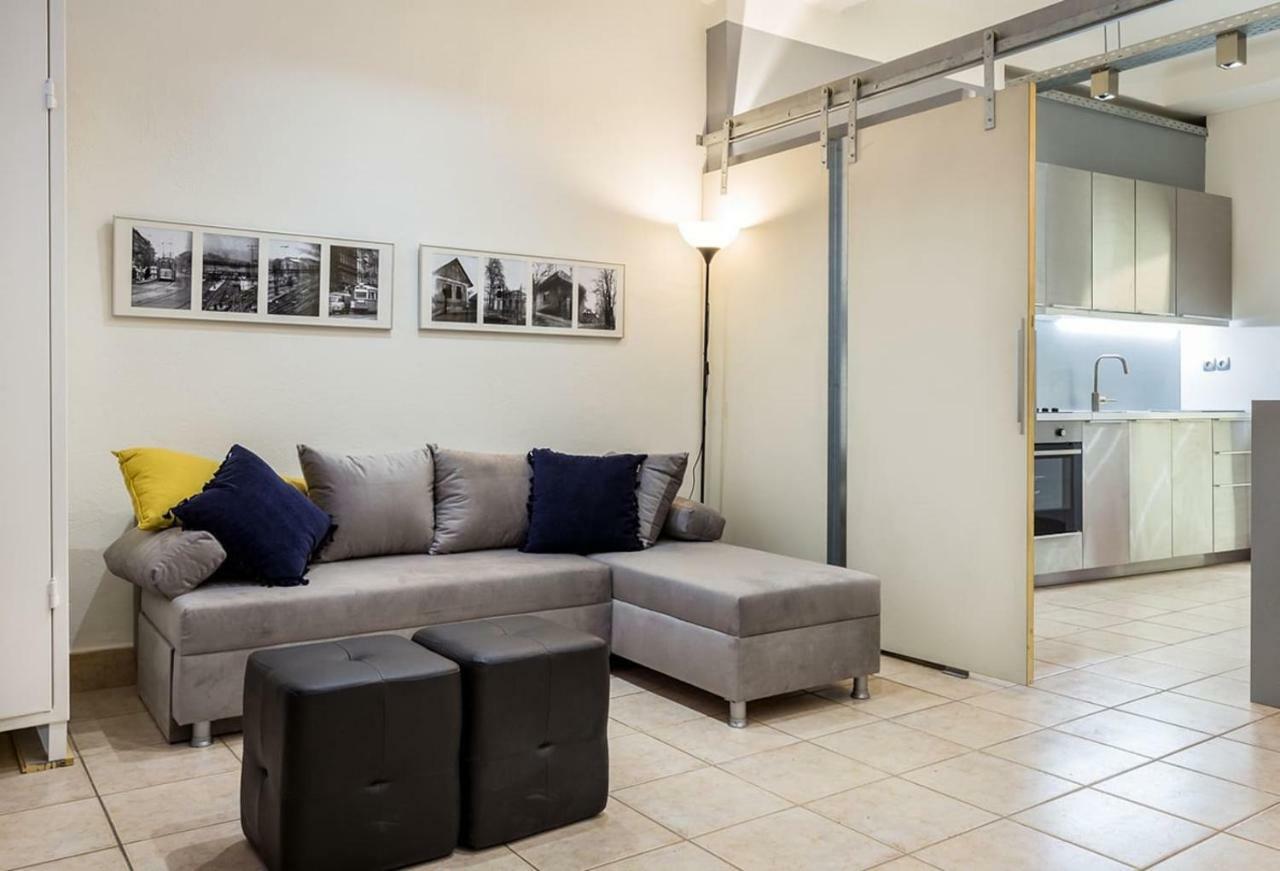 Appartamento Renovated Loft At The Center Of Monastiraki Atene Esterno foto
