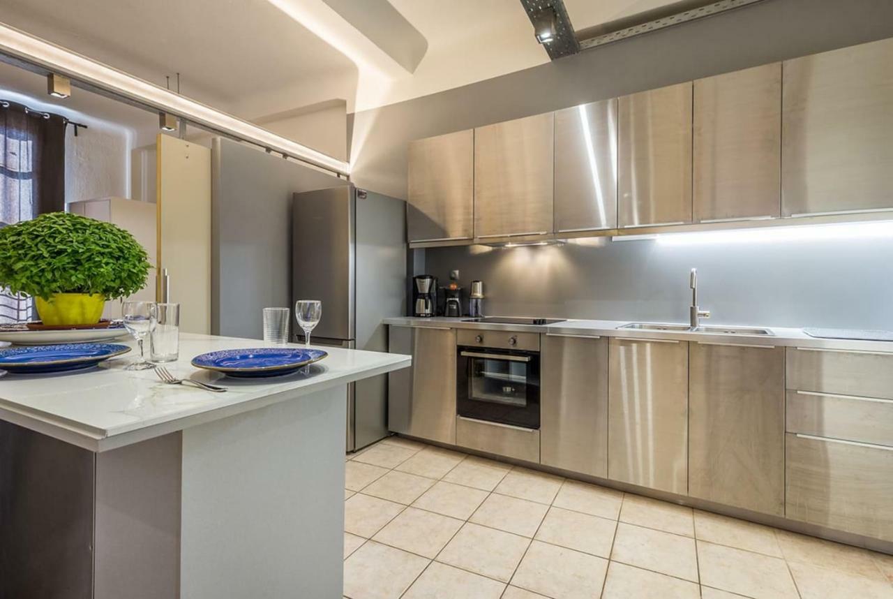 Appartamento Renovated Loft At The Center Of Monastiraki Atene Esterno foto